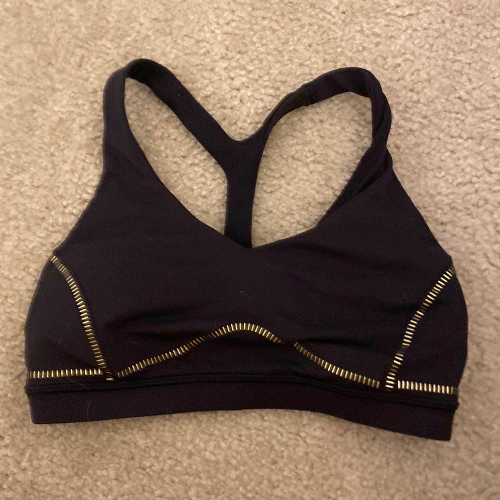 Lululemon sports bra, great condition